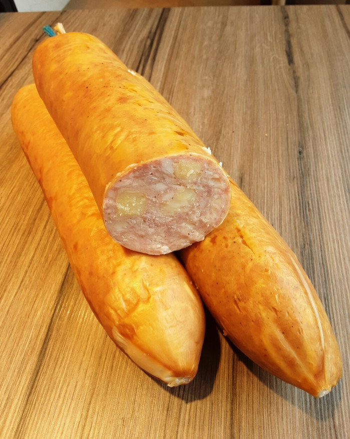 Saucisson au fromage