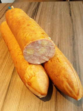 Saucisson au fromage