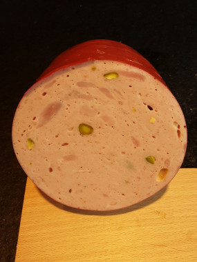 Mortadelle pistachée