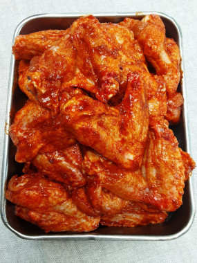 Aileron de poulet mariné CRU
