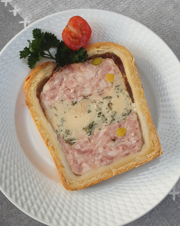 Pâté en croûte volaille à l'estragon