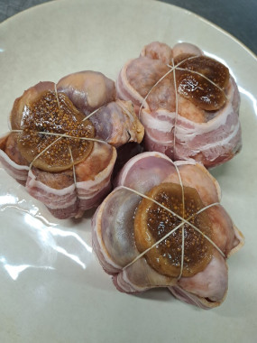 Paupiette de pintade farcie foie gras et figues CRUE